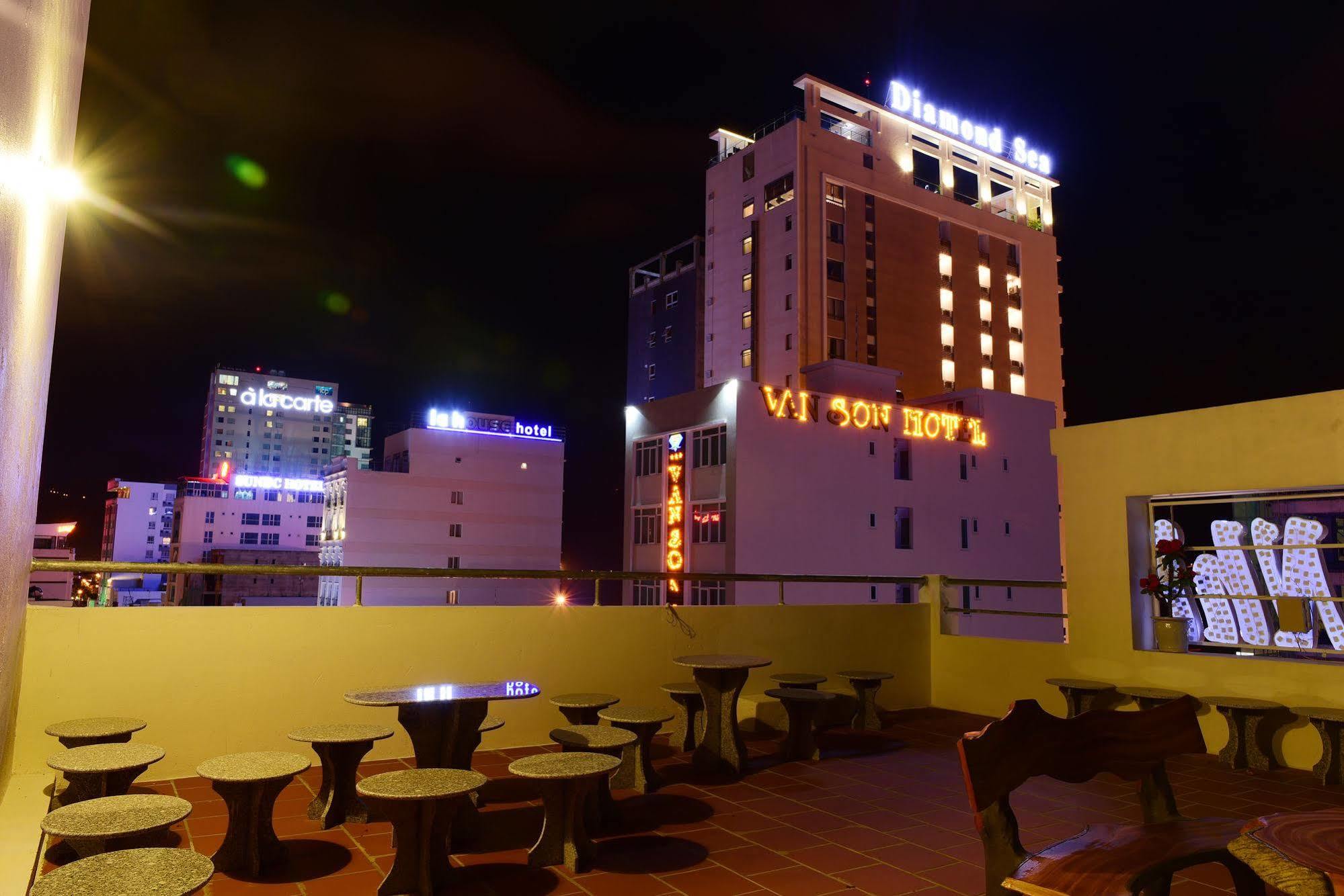 Twilight Beach Hotel Đà Nẵng Exterior foto